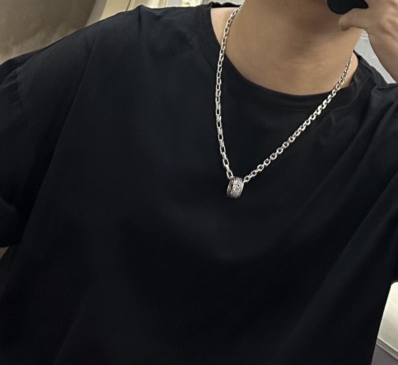 LV Necklaces
